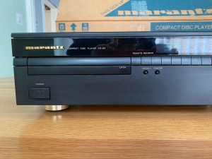 Marantz CD 50 đẹp và hoạt động hoàn hảo