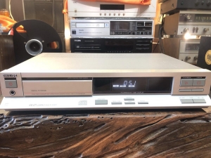 Philips cd 471 trắng bạc