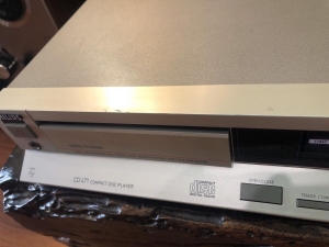 Philips cd 471 trắng bạc