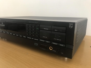 Philips CD 830