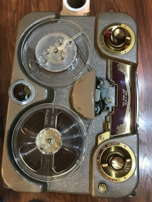 Revere  Deluxe T-500 Magnetic Tape Recorder Cổ Đẹp xuất sắc