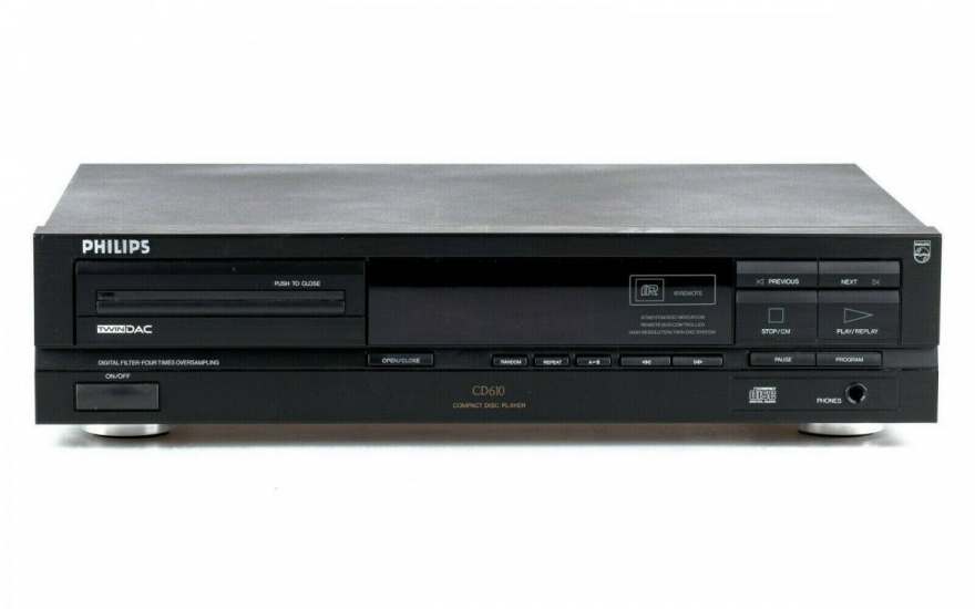 Đầu CD Philips CD610 màu đen