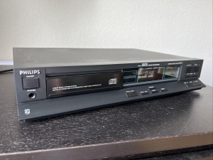 Philips CD 471 đẹp và hoạt động hoàn hảo