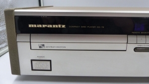 Marantz CD 72 màu trắng có hồi gang