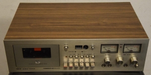 Akai GXC-710   hàng Ebay - đẹp như và hoạt động hoàn hảo