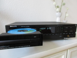 Philips CD 830 đẹp long lanh